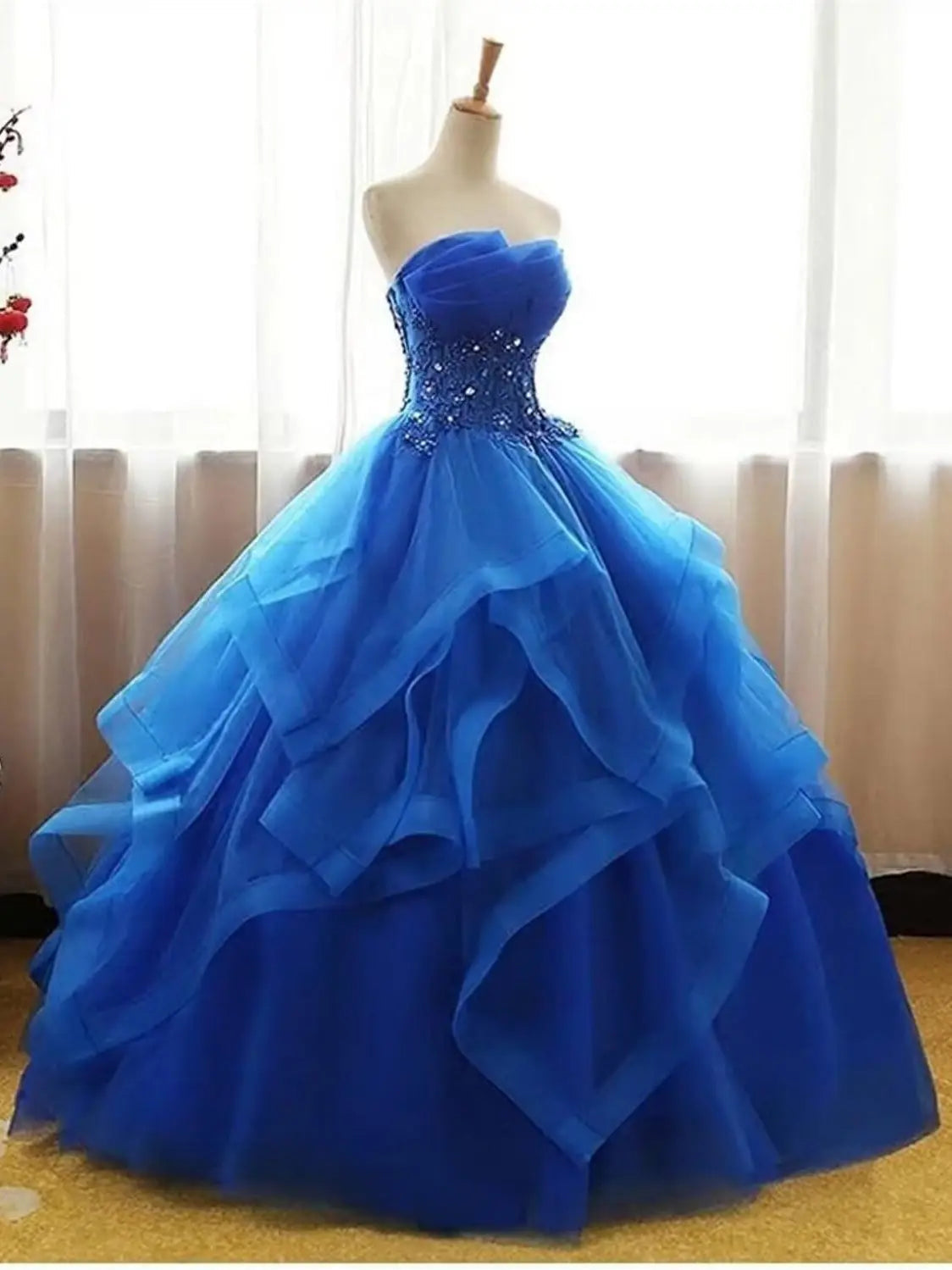 A-Line/Princess Tulle Off-the-Shoulder Sleeveless Applique Floor-Length Prom Dress