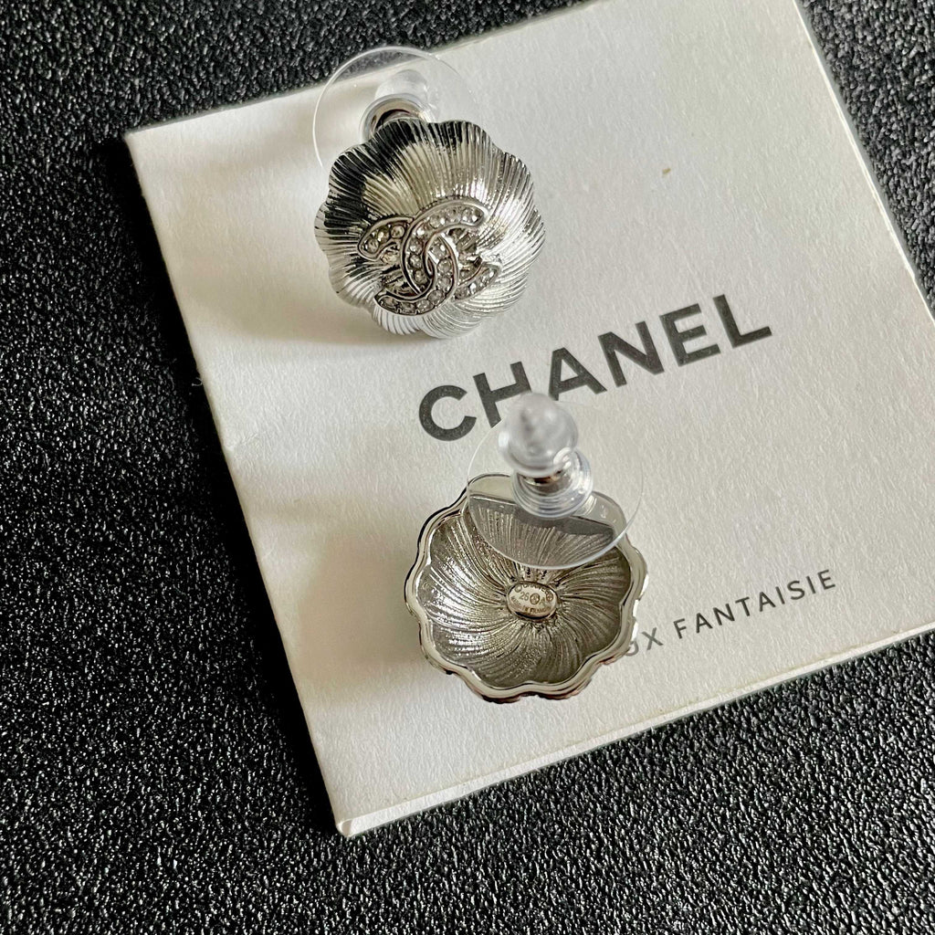 CC Flower Clip-On Earrings Crystal 659641