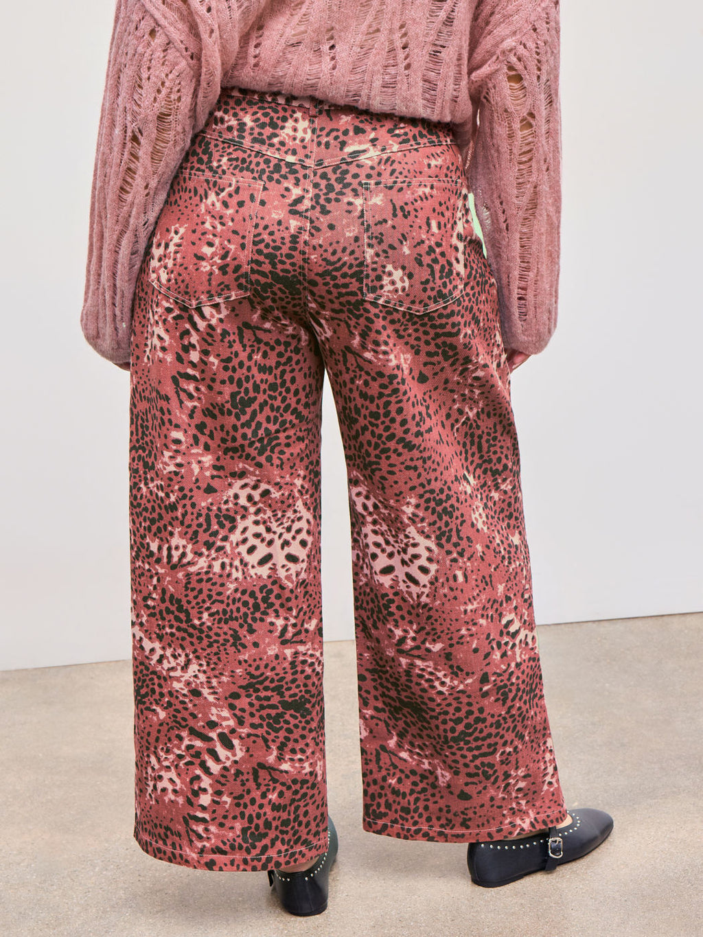 100% Cotton Mid Rise Leopard Pocket Wide Leg Trousers Curve & Plus