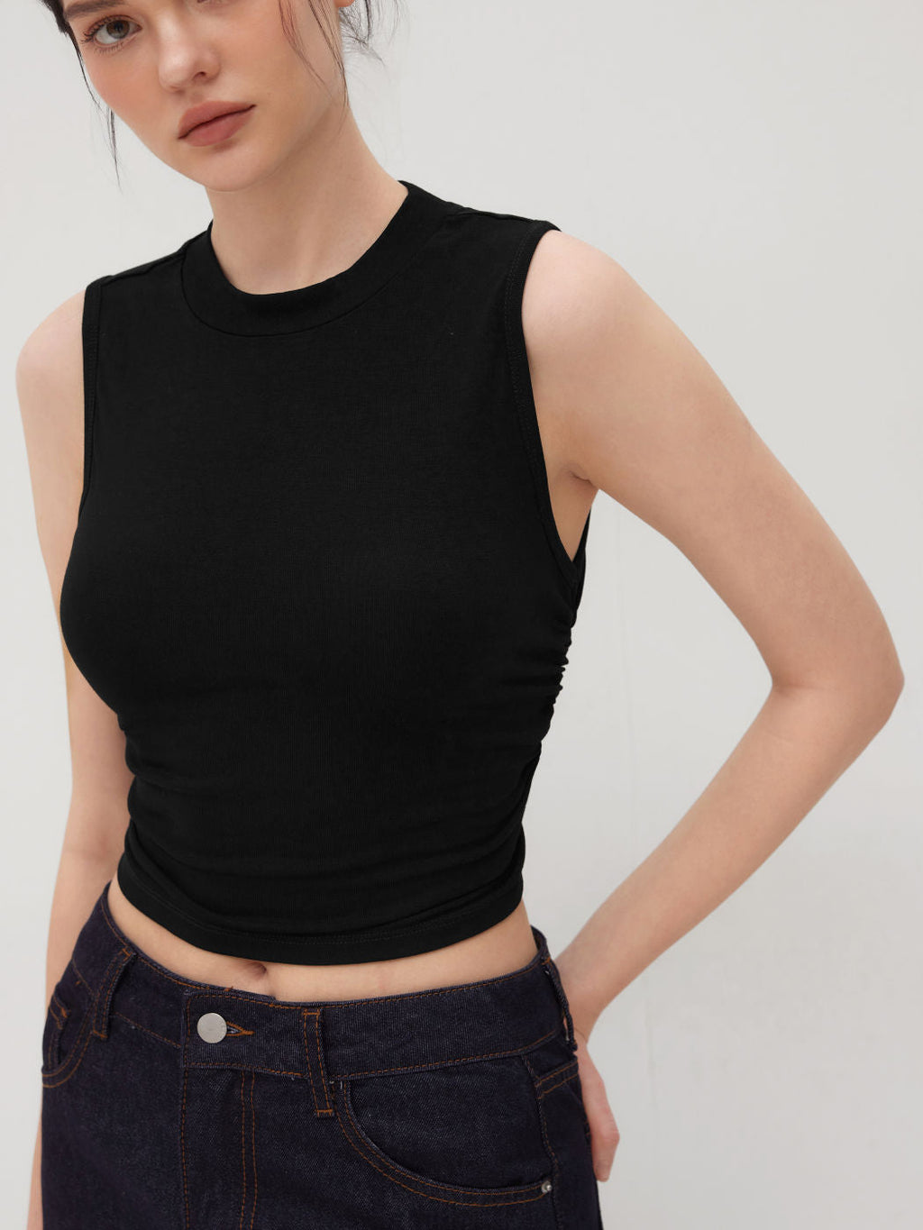 2 Pack Round Neck Solid Ruched Crop Tank Top