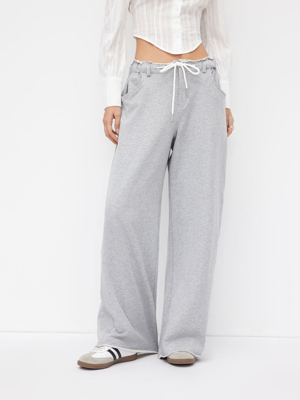 100% Cotton Low Rise Drawstring Pocket Straight Leg Sweatpants