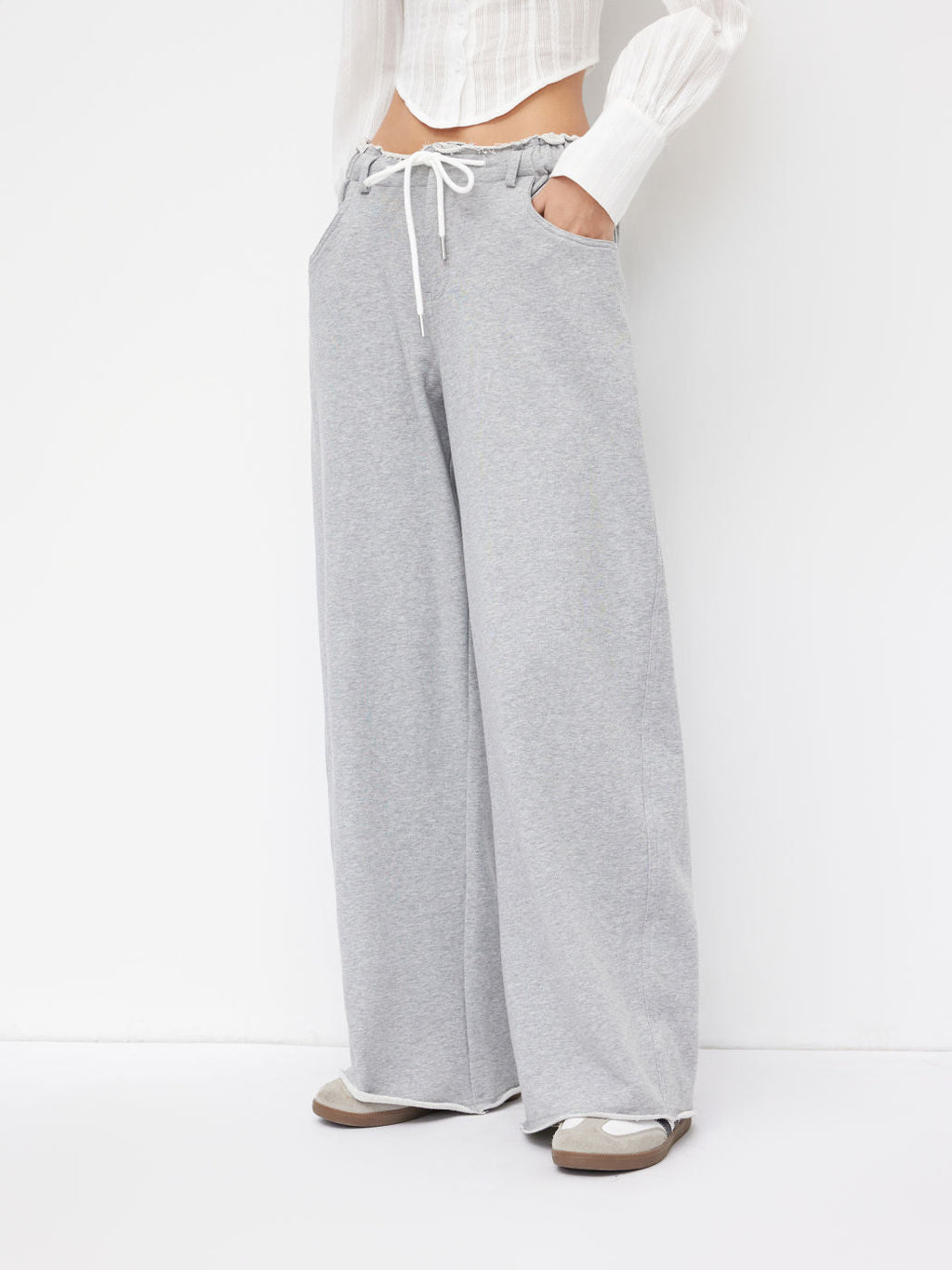 100% Cotton Low Rise Drawstring Pocket Straight Leg Sweatpants