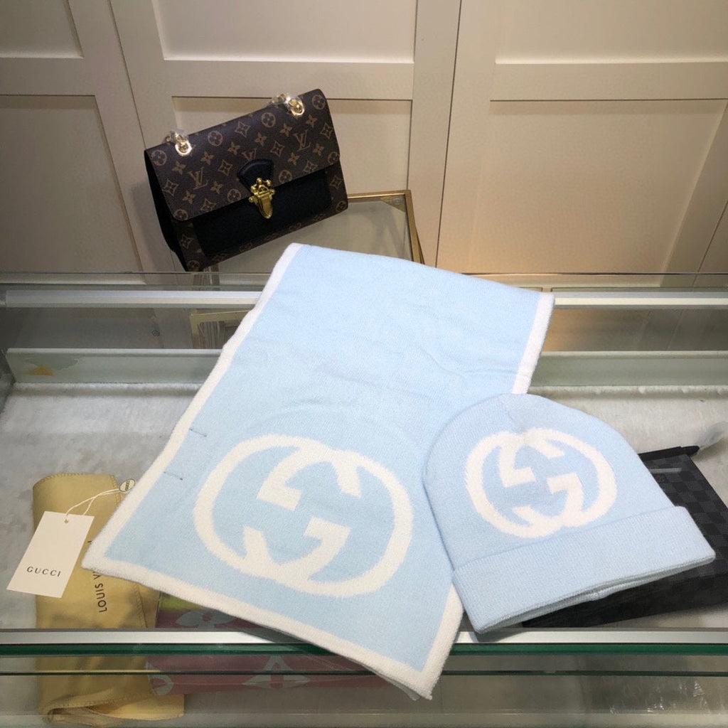 SET HAT AND SCARF IN LIGHT BLUE MIX WHITE CASHMERE 946330
