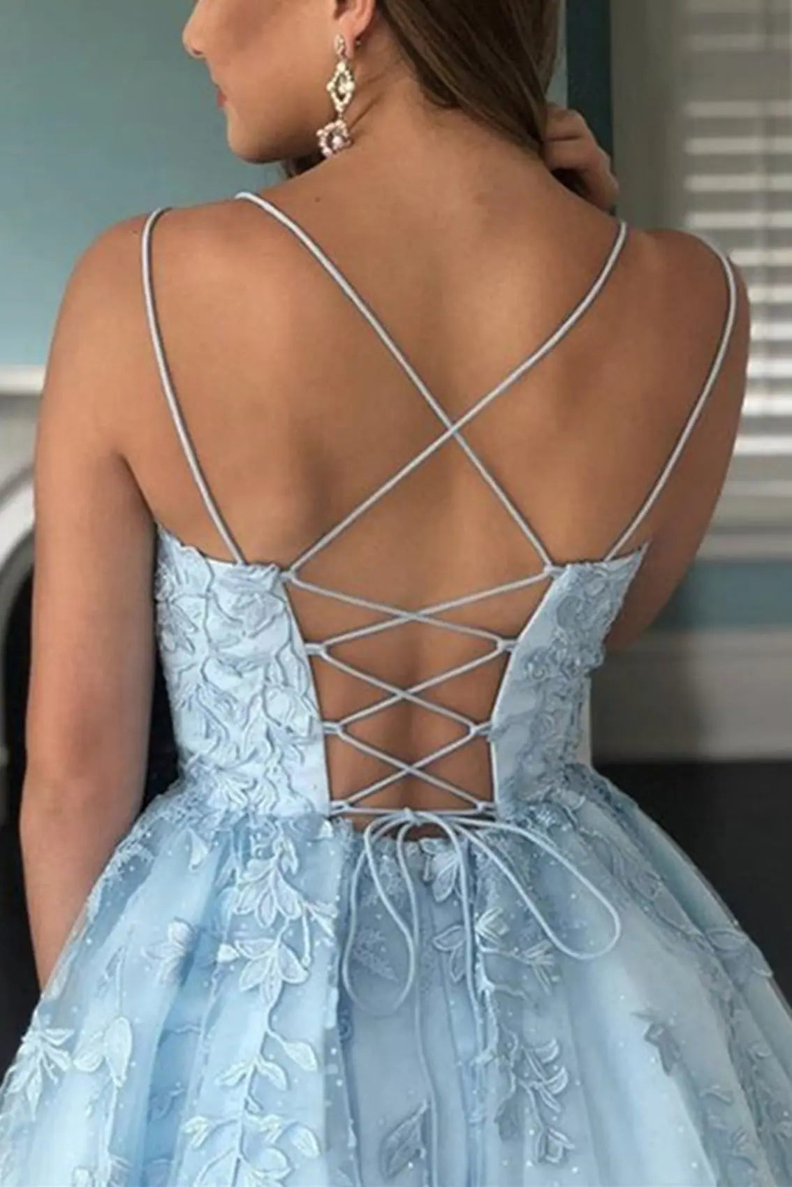 Short/Mini A-line Bateau Lace Tulle Homecoming Dress With Beading