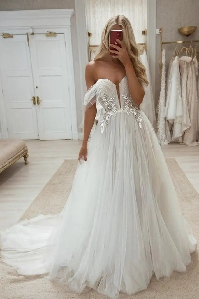 A-Line/Princess Tulle Applique Off-the-Shoulder Sleeveless Sweep/Brush Train Wedding Dresses