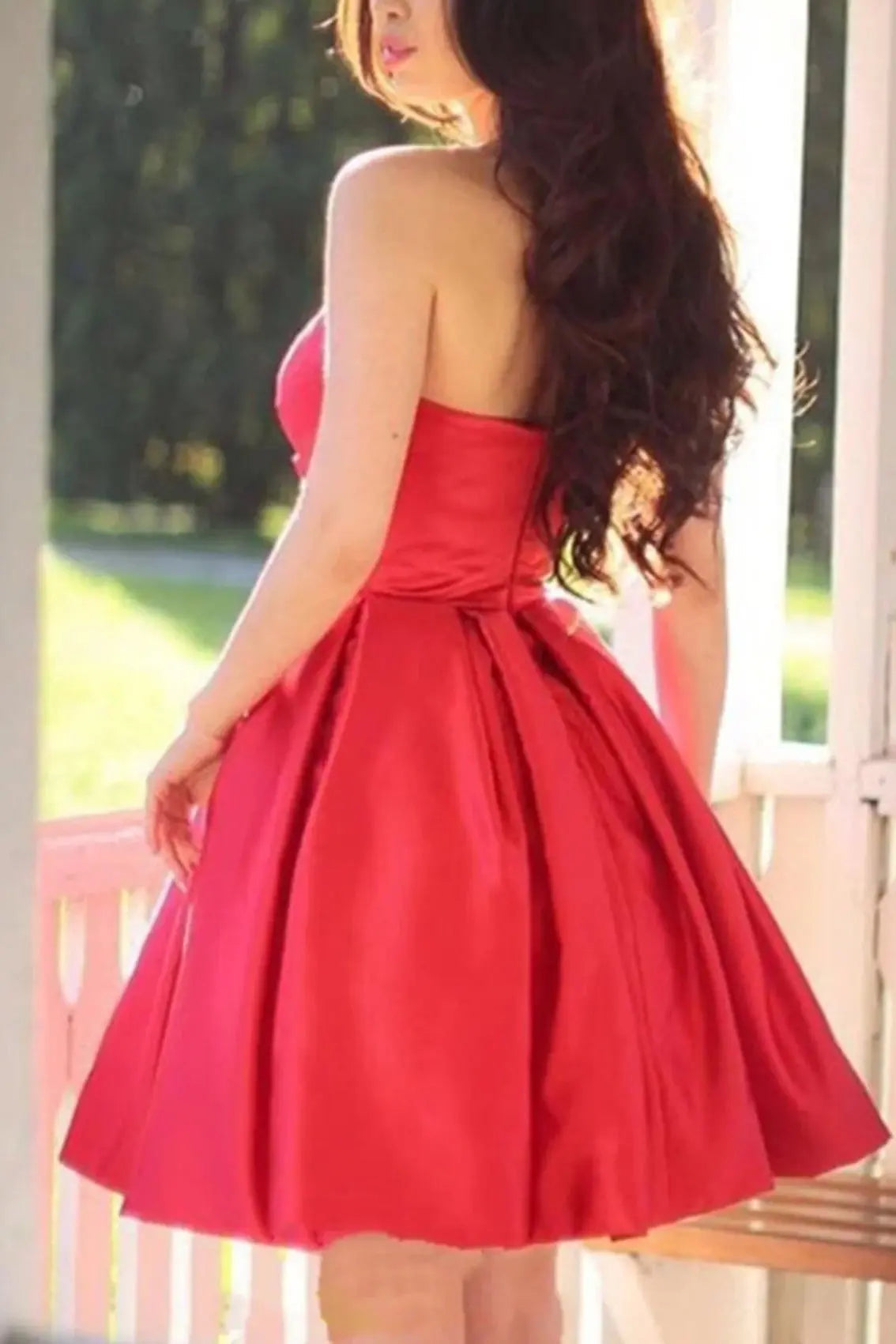 A-line Sweetheart Sleeveless Short/Mini Satin Homecoming Dress with Pleated