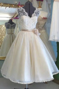 A-line/Princess V Neck Sleeveless Tea-Length Tulle Wedding Dress With Lace Flowers