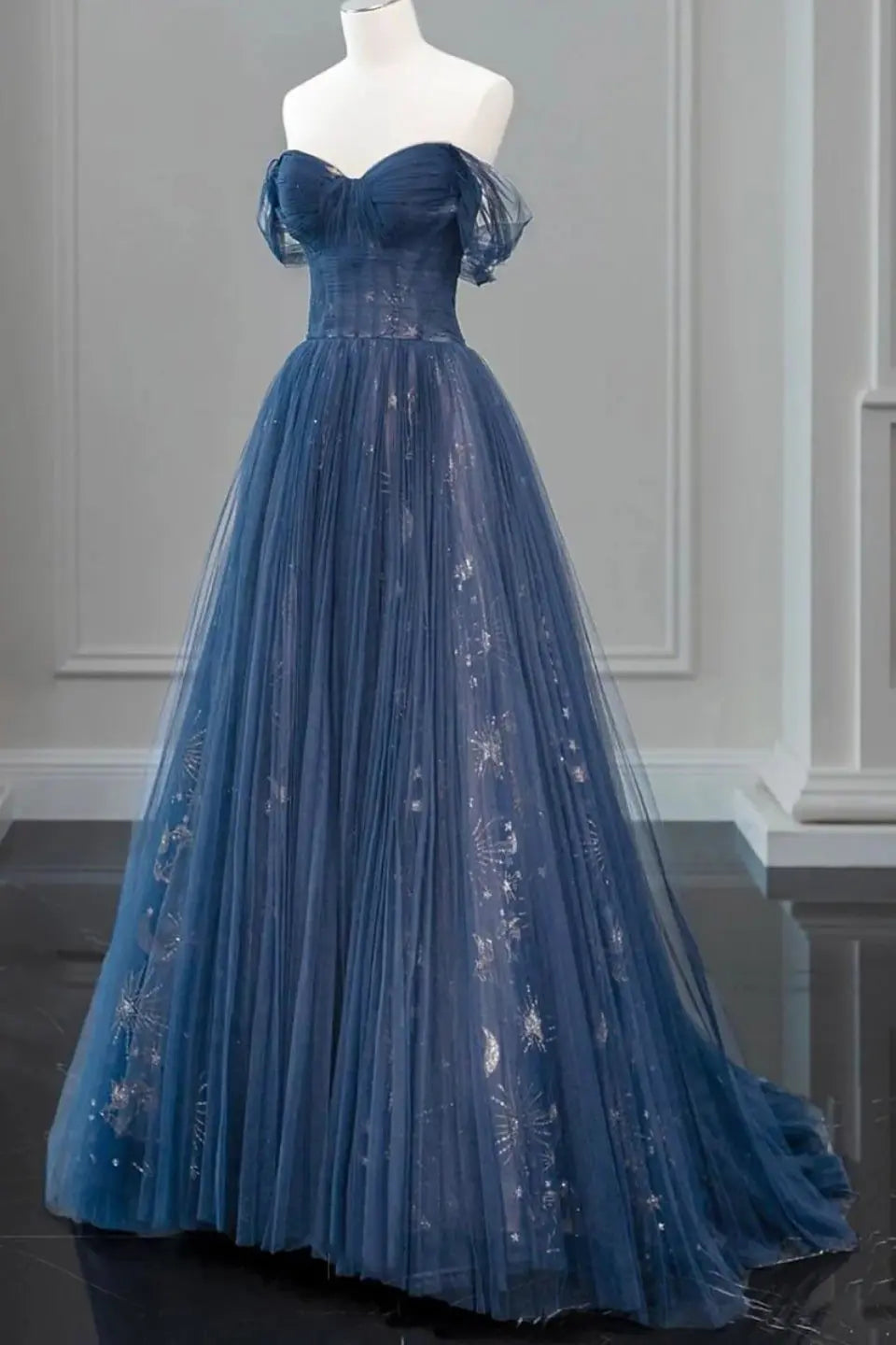 A-Line/Princess Tulle Long Prom Dress.Off the Shoulder Backless Evening Dress