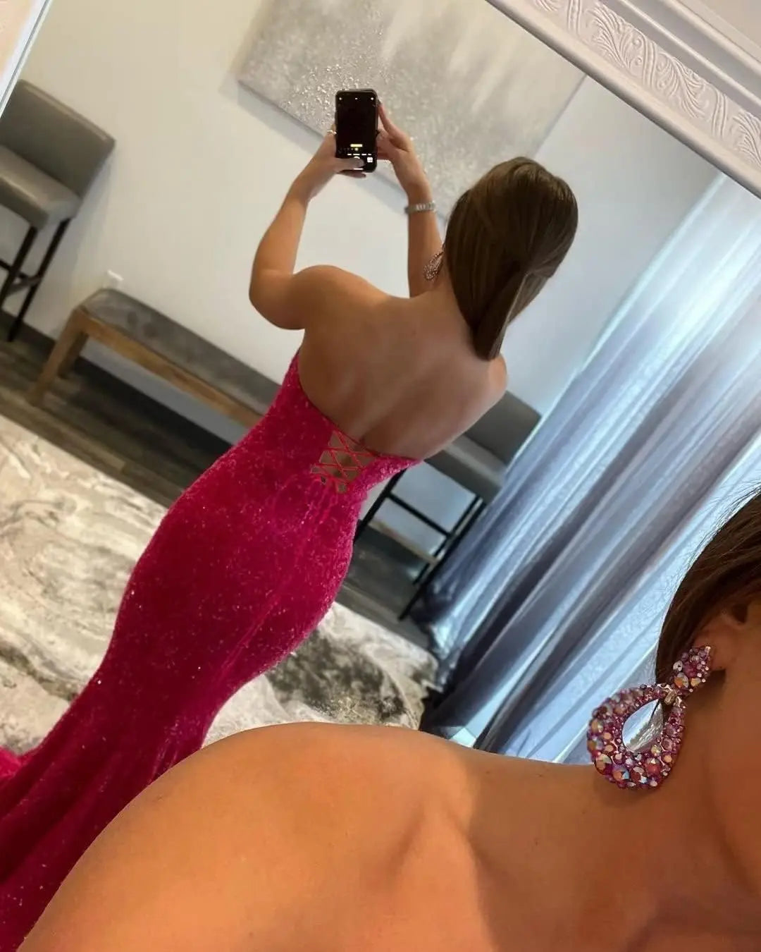 Trumpet/Mermaid Sweetheart Strapless Sweep Train Velvet Sequins Prom Dresses