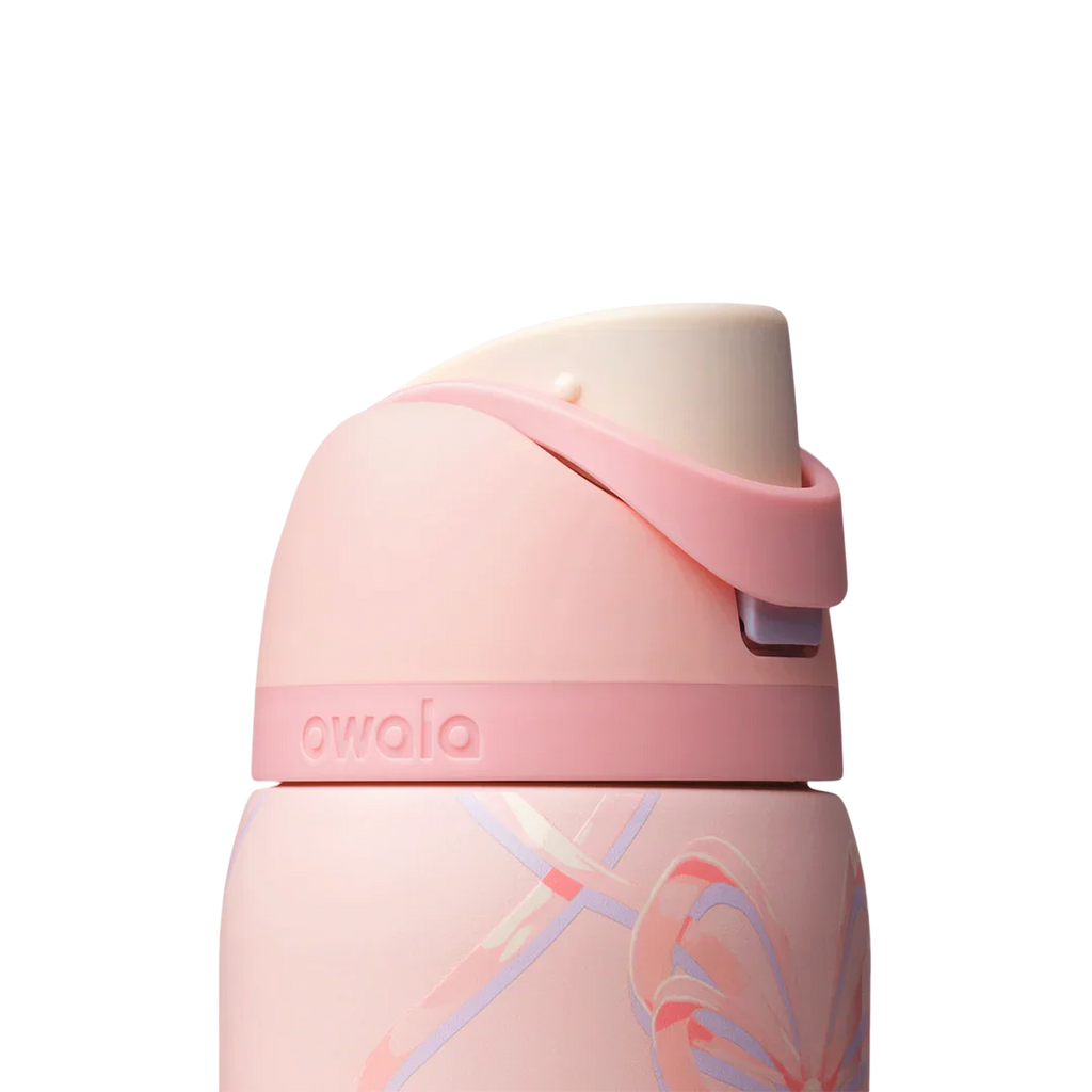 Owala Holiday Collection FreeSip? 32oz