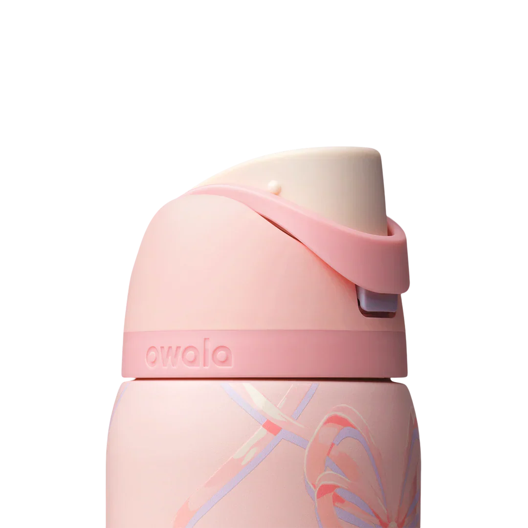 Owala Holiday Collection FreeSip? 32oz