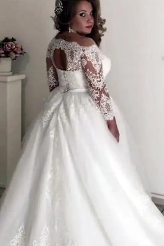 A-Line/Princess Off-the-Shoulder Long Sleeves Court Train Lace Tulle Wedding Dresses