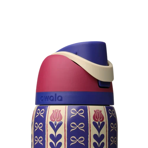 Owala Holiday Collection FreeSip? Holiday Hygge 32oz