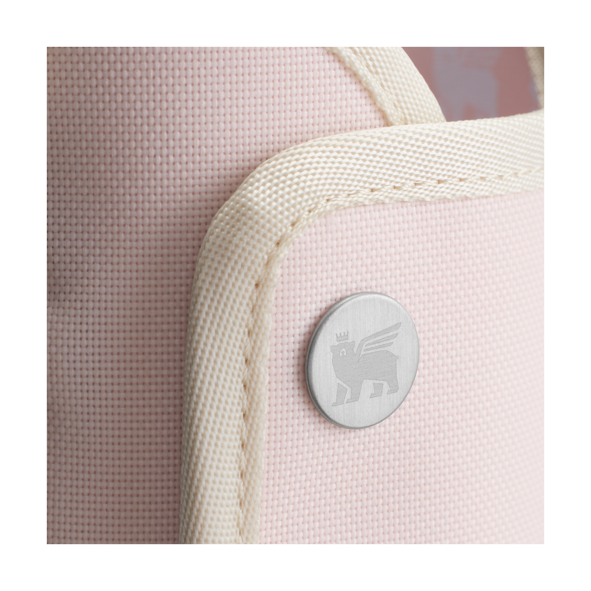 The All Day 40 OZ Quencher Carry-All D053X