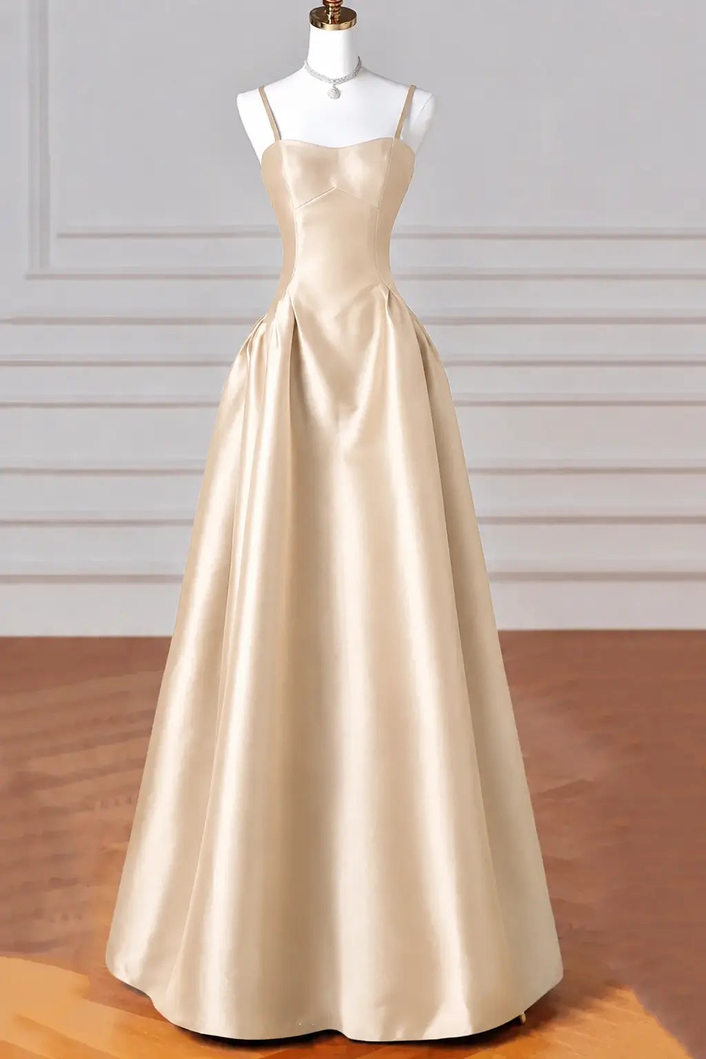 A-Line/Princess Halter Satin Sleeveless Long Prom Dress Black Prom Gown