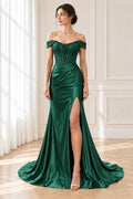Trumpet/Mermaid Satin Ruched Off-the-Shoulder Prom Dresses Sleeveless Long Green Evening Gowns