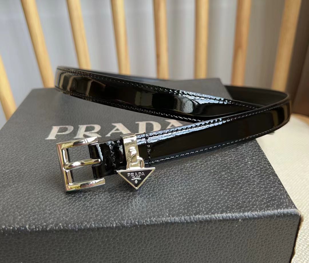 Prada Belt 1.5cm With Triangular Logo Buckle Black Patent Leather