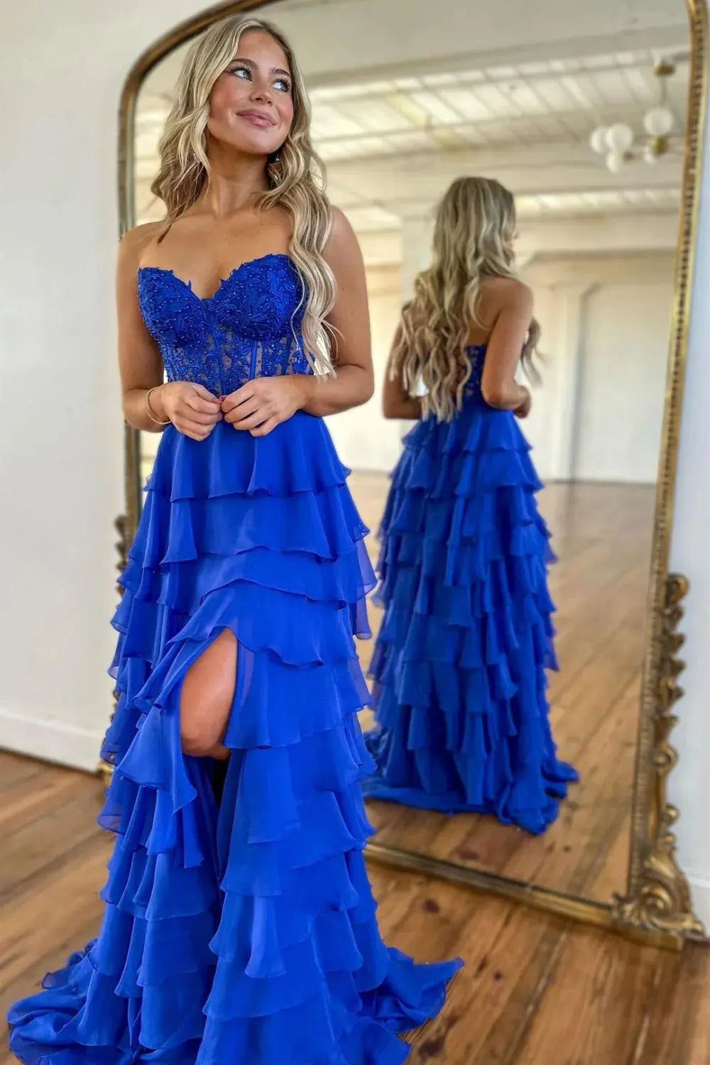 A-line/Princess Chiffon Fuchsia Sweetheart Tiered Ruffles Prom Dress with Slit Applique