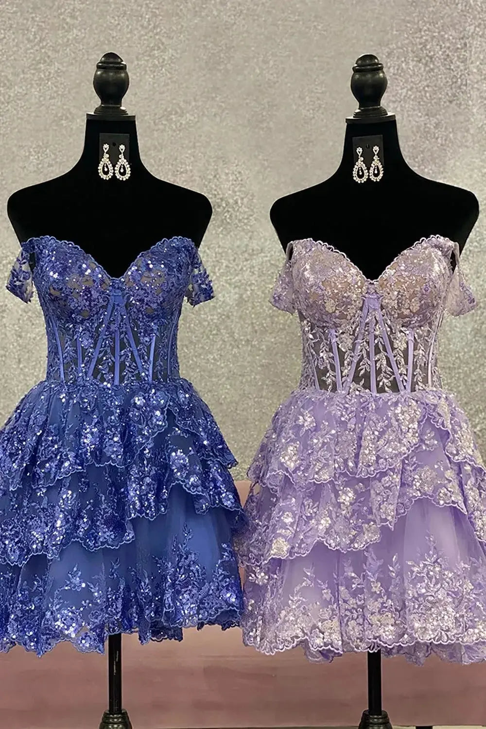 A-line Off-the-Shoulder Short/Mini Tulle Homecoming Dress