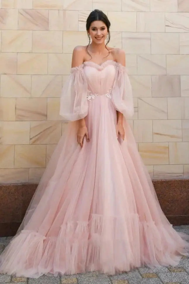 Off-shoulder Charming Sweetheart Tulle Long Sleeve Wedding Dresses