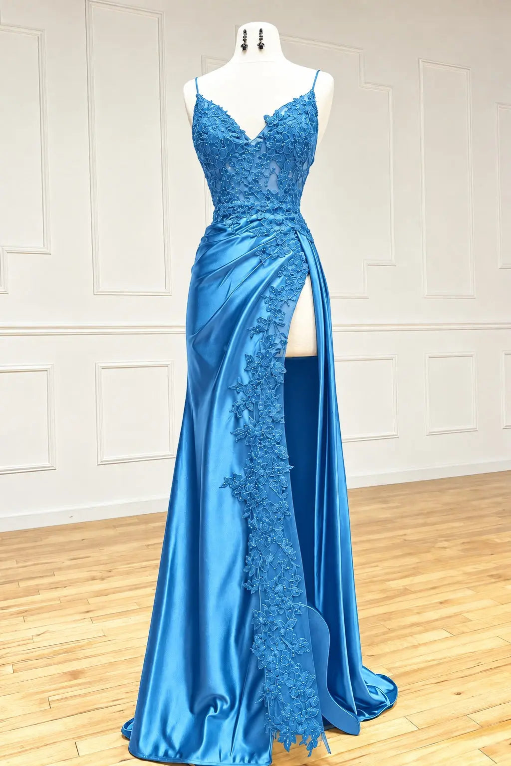 Sheath/Column Black Long Prom Dress Lace V Neck Formal Dresses High split