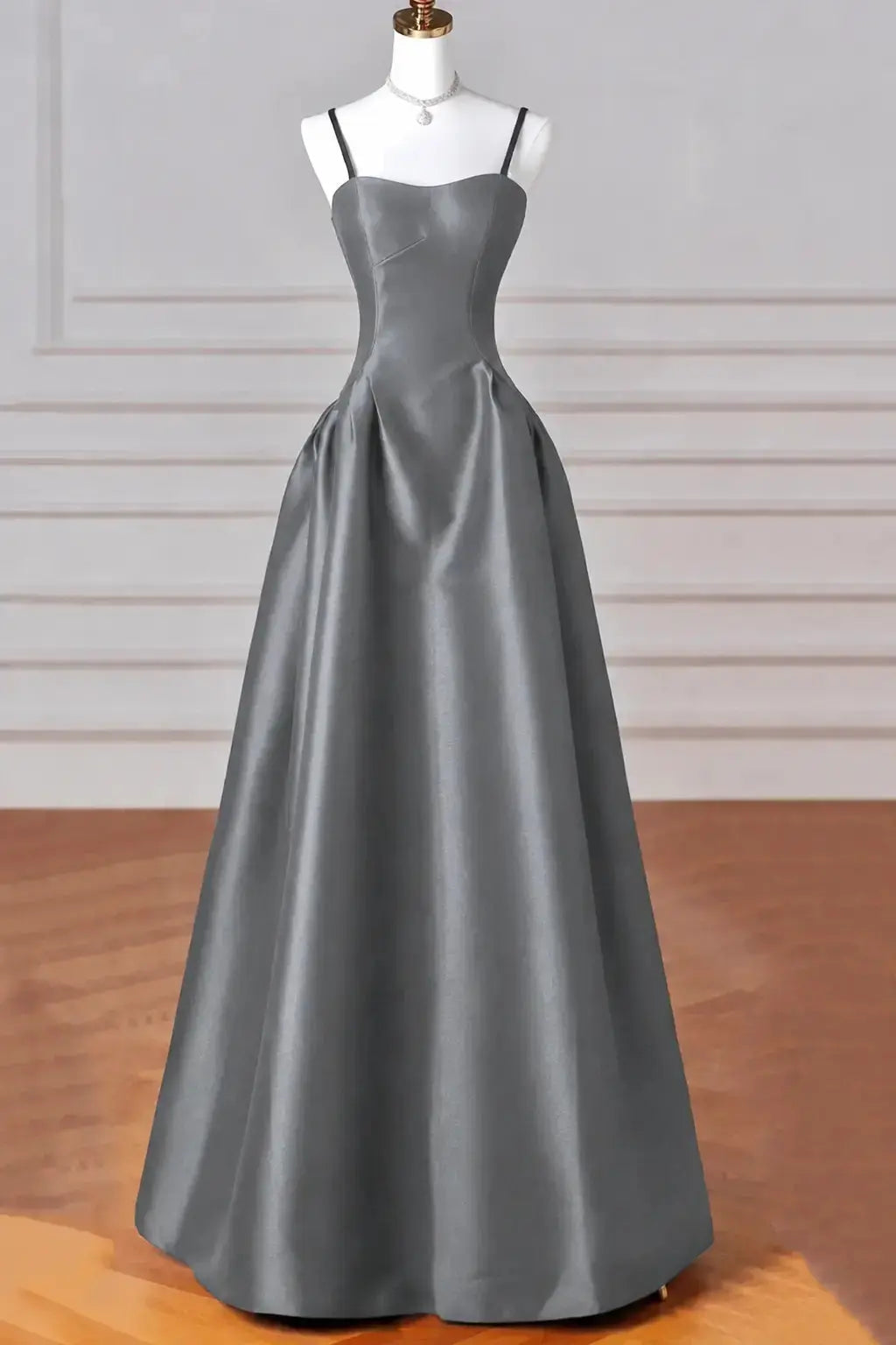 A-Line/Princess Halter Satin Sleeveless Long Prom Dress Black Prom Gown