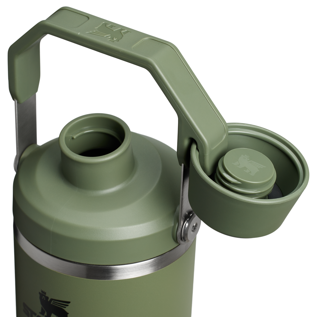 The IceFlow™ Tumbler with Fast Flow Lid D106L