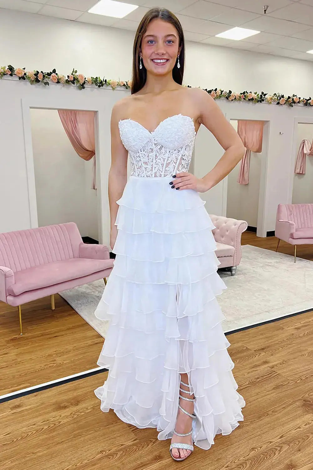 A-line/Princess Chiffon Fuchsia Sweetheart Tiered Ruffles Prom Dress with Slit Applique