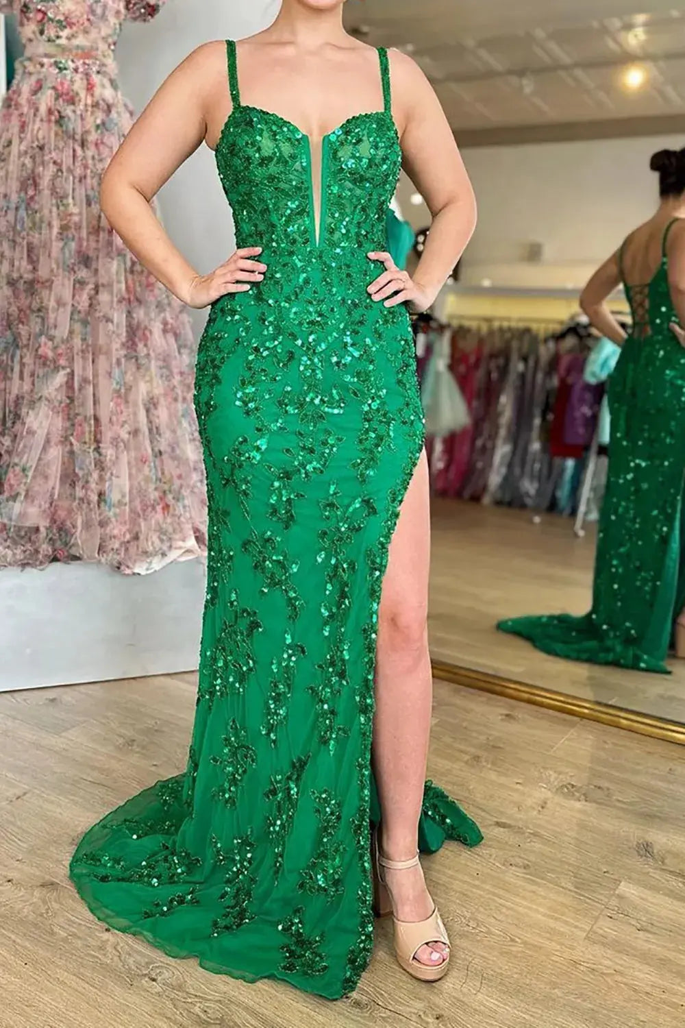 Sheath/Column Straps Sweep Train Lace Prom Dresses With Leg Slit