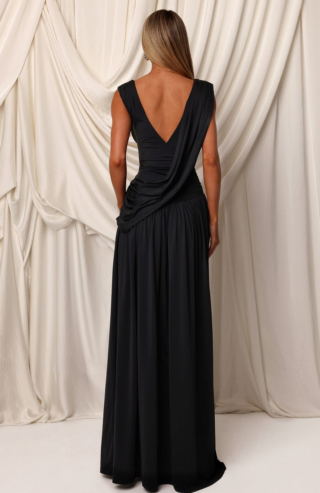 Devoted Lover Maxi Dress Black