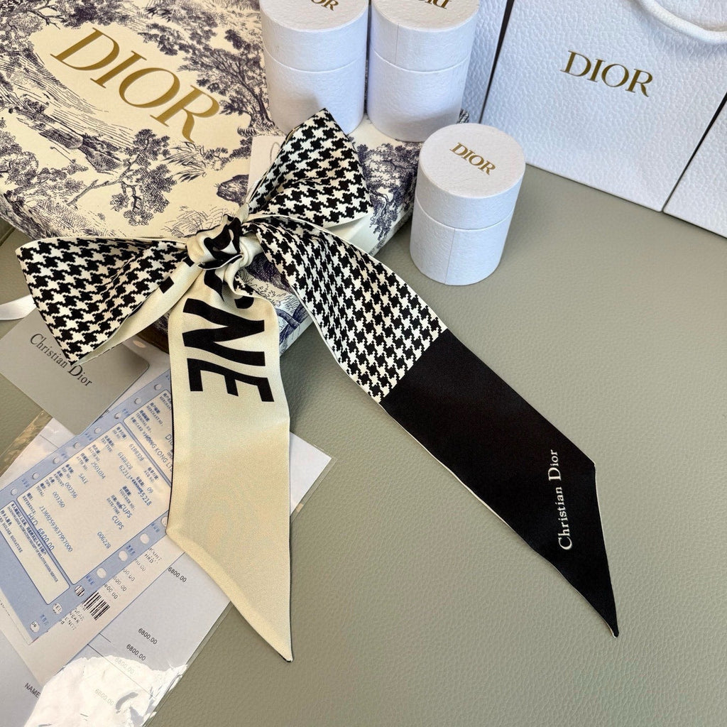 Dior 26s Scarf 100cm In Silk 313134