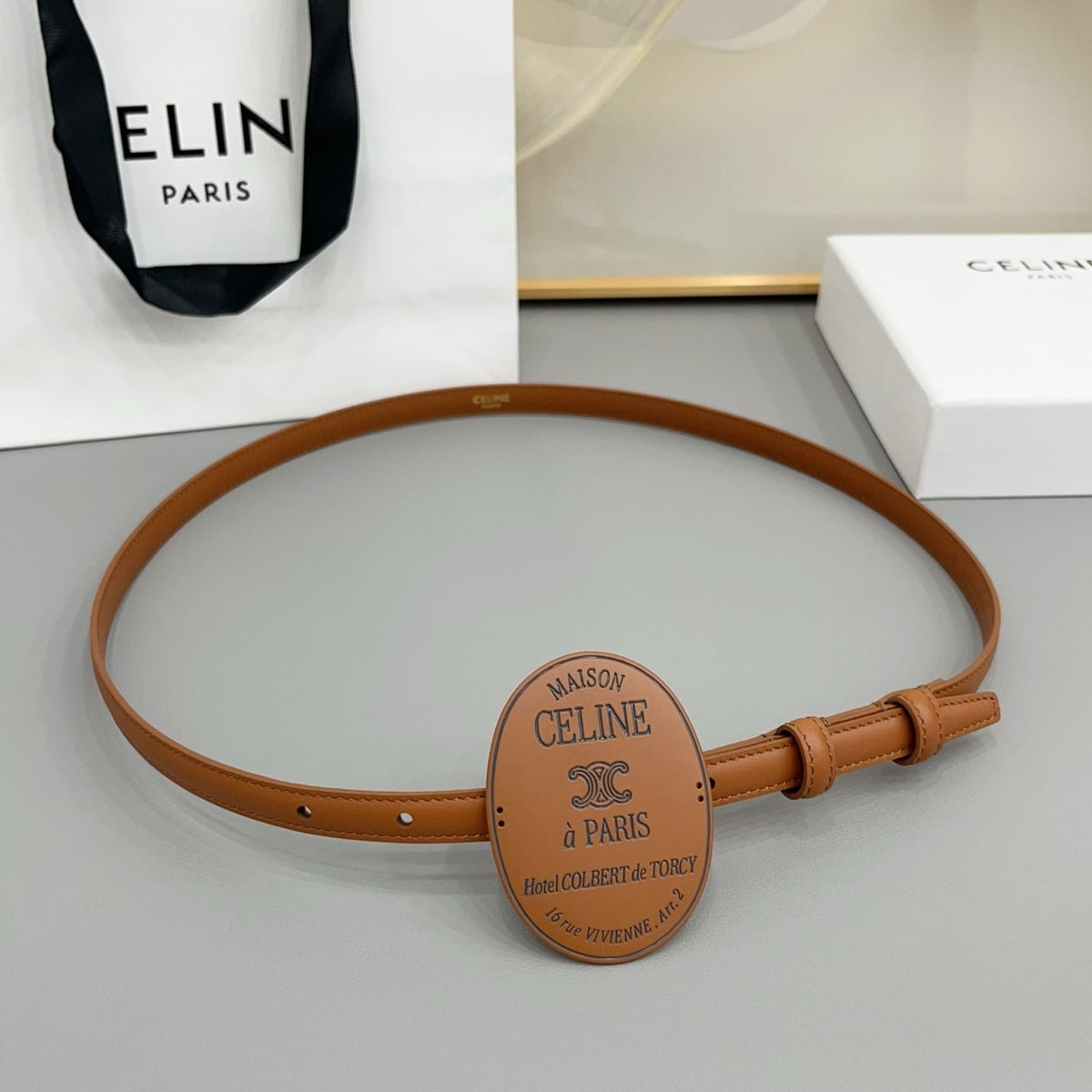 CL Triomphe Oval Buckle Belt 1.3cm Cowhide 211363