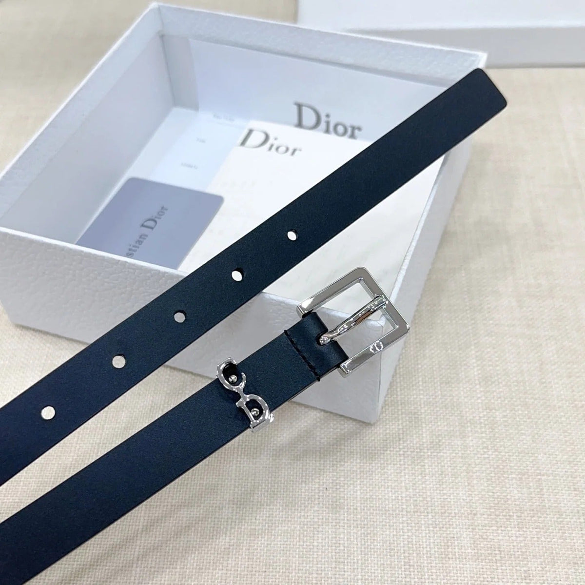 Dior 2026 Saddle Loop Belt 20mm Cowhide 190692