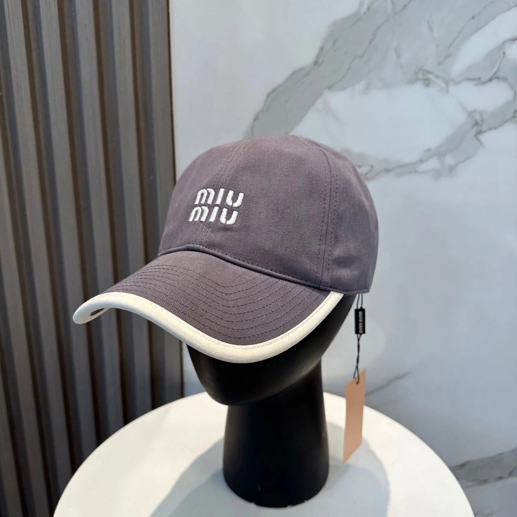 Miumiu Logo White Brim Cotton Hat 211761