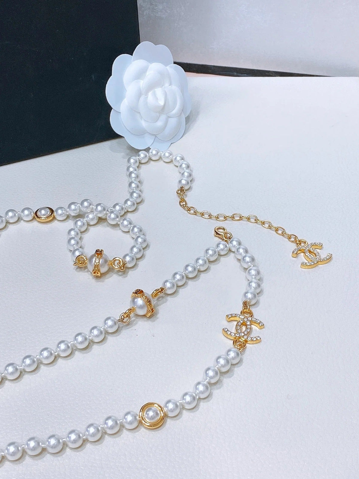 Chanel 2026 Pearl Double-Layer CC Chain Necklace Belt