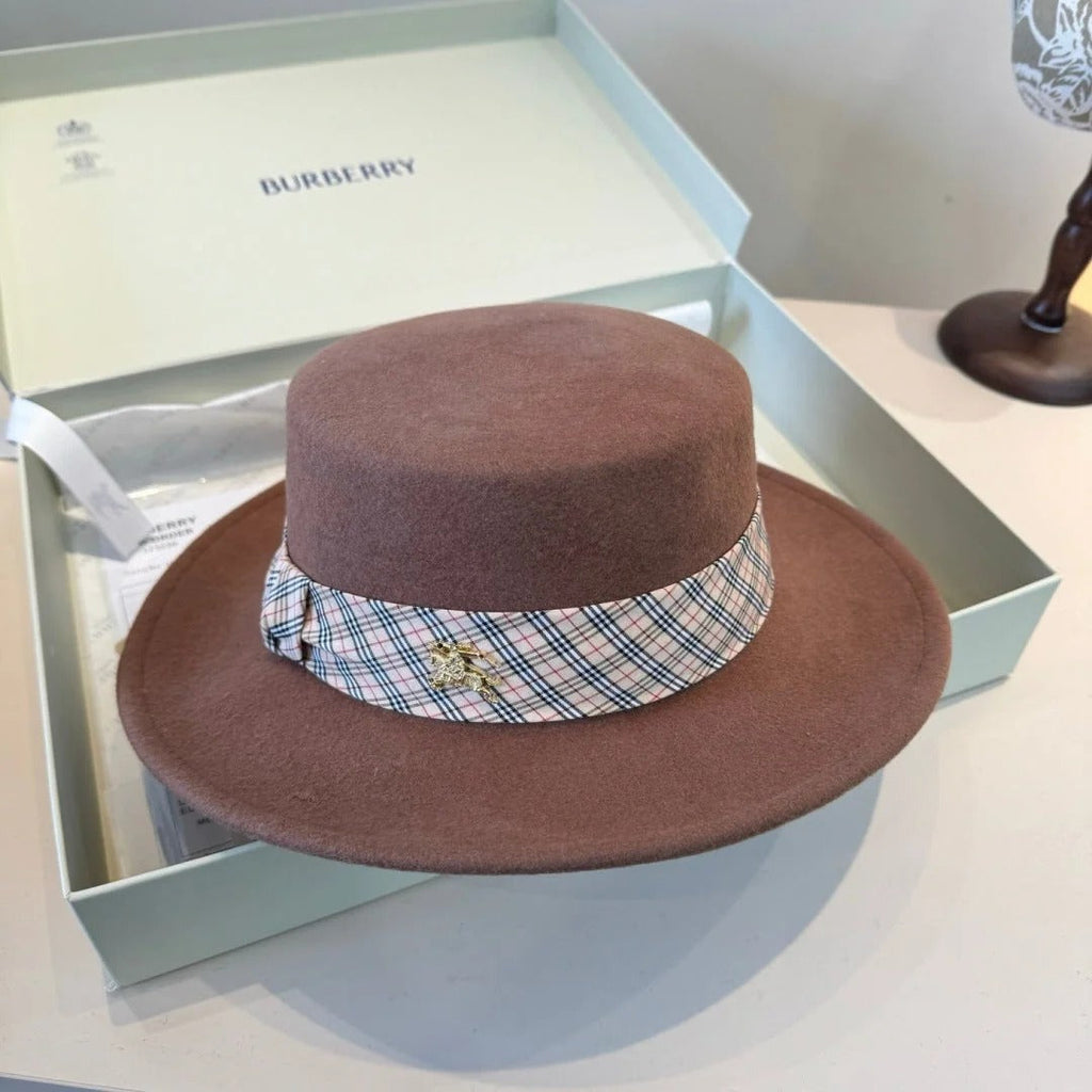 Burberry Cashmere Flat Top 425552