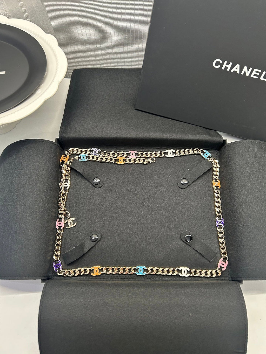 Chanel 2026 Candy Color Enamel CC Cuban Chain Belt 213293