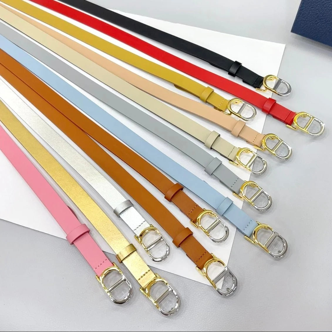 Dior 2026 Two-Tone Buckle Belt 20mm Leather 186140