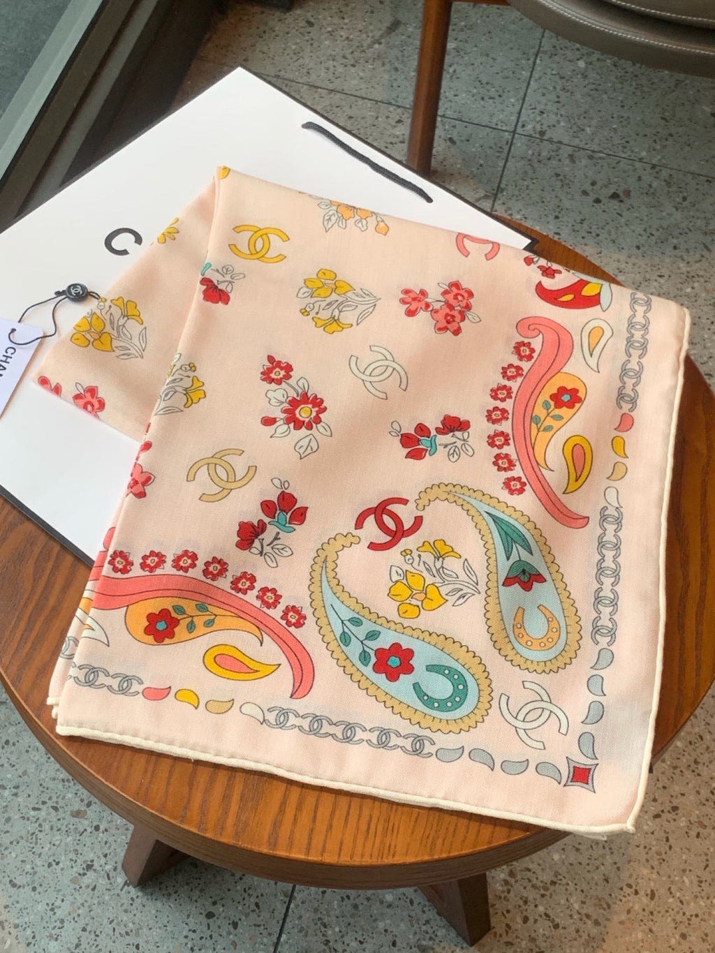 Chanel 26s Scarf 135 In Cashmere And Silk 306129