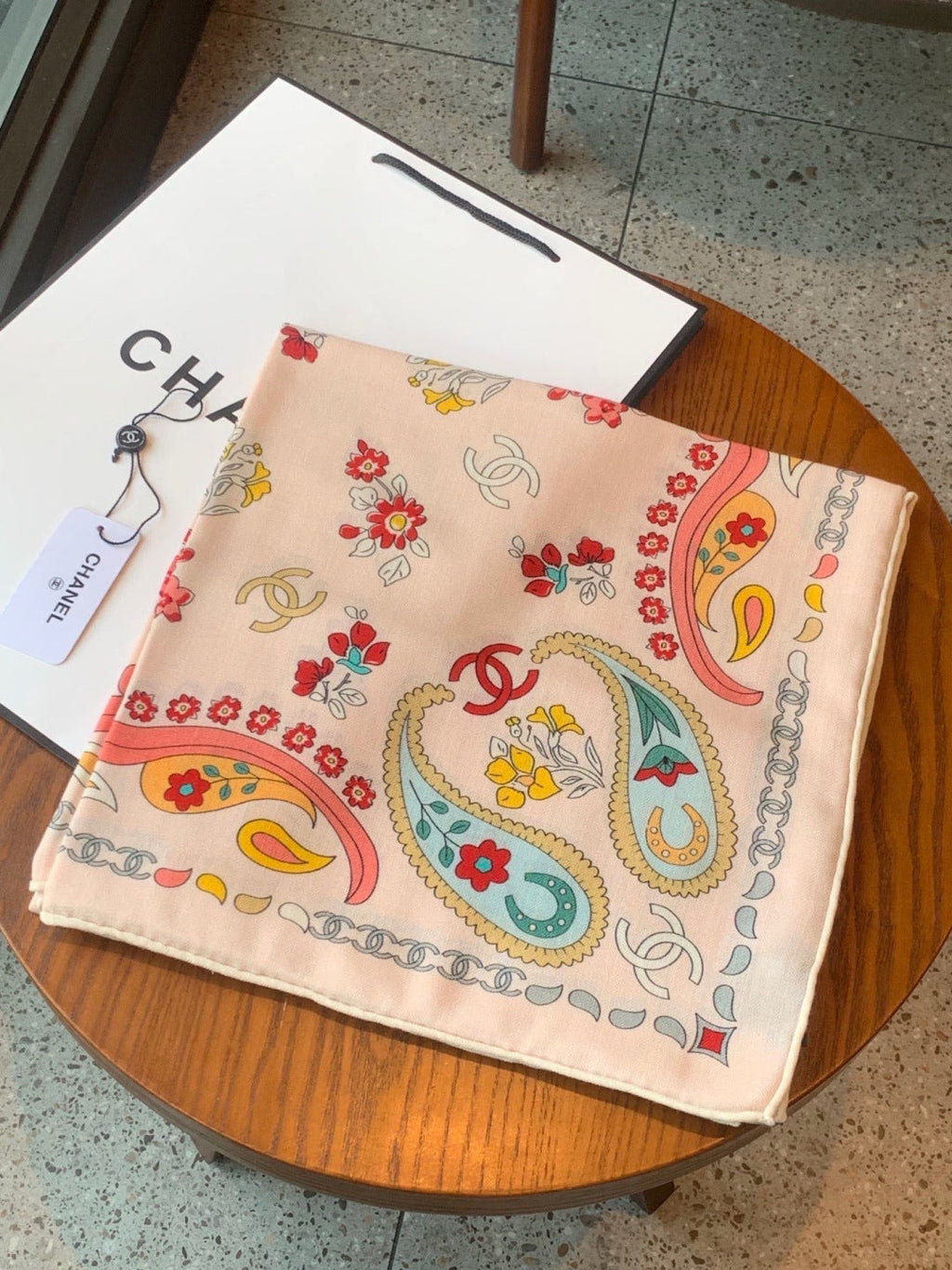 Chanel 26s Scarf 135 In Cashmere And Silk 306129