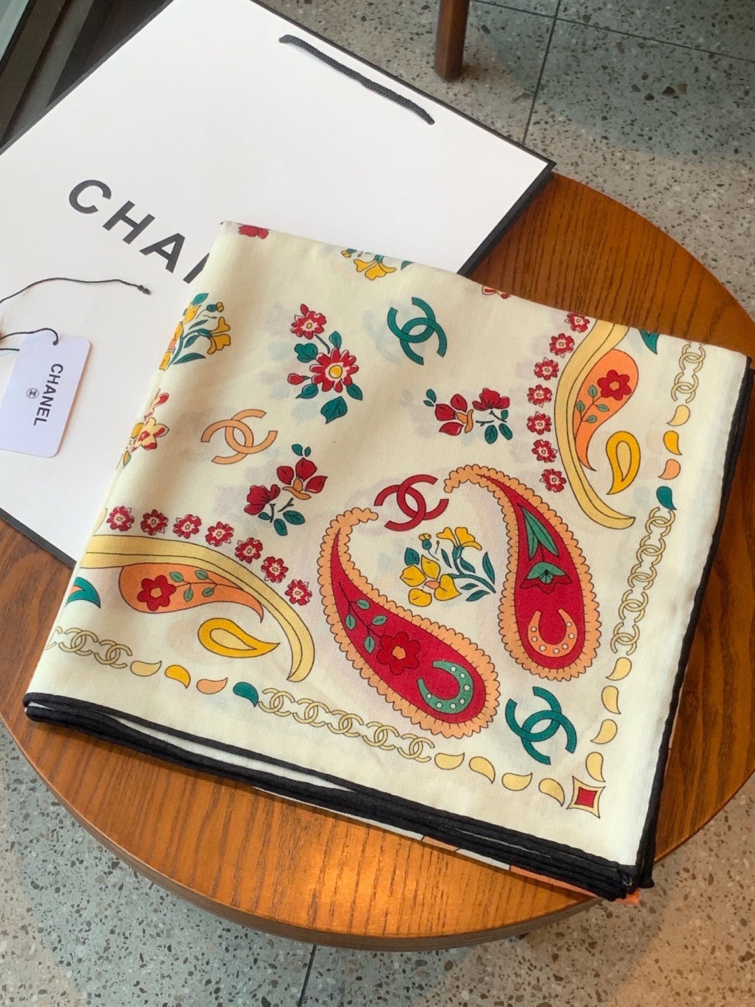 Chanel 26s Scarf 140 In Cashmere Silk 306130