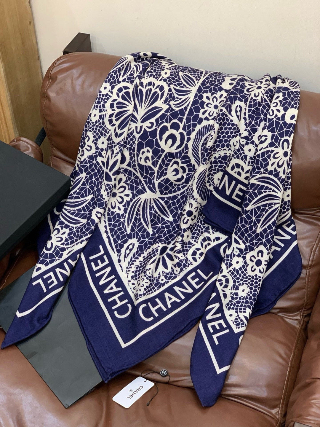 Chanel 26s Scarf 135 In Cashmere And Silk 306138
