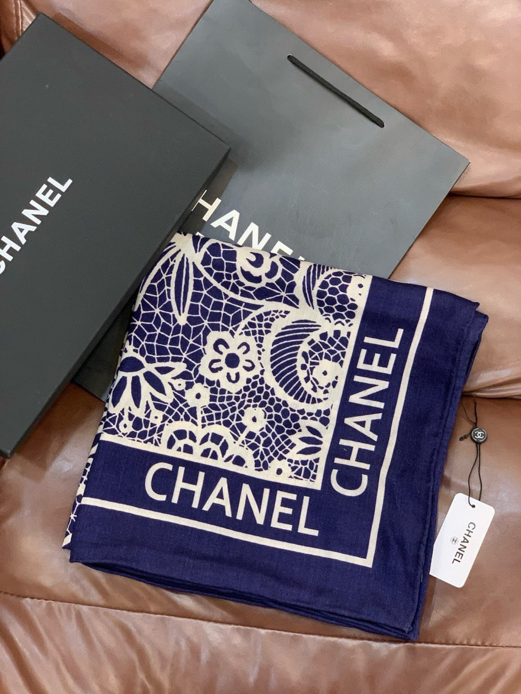 Chanel 26s Scarf 140 In Cashmere Silk 306138