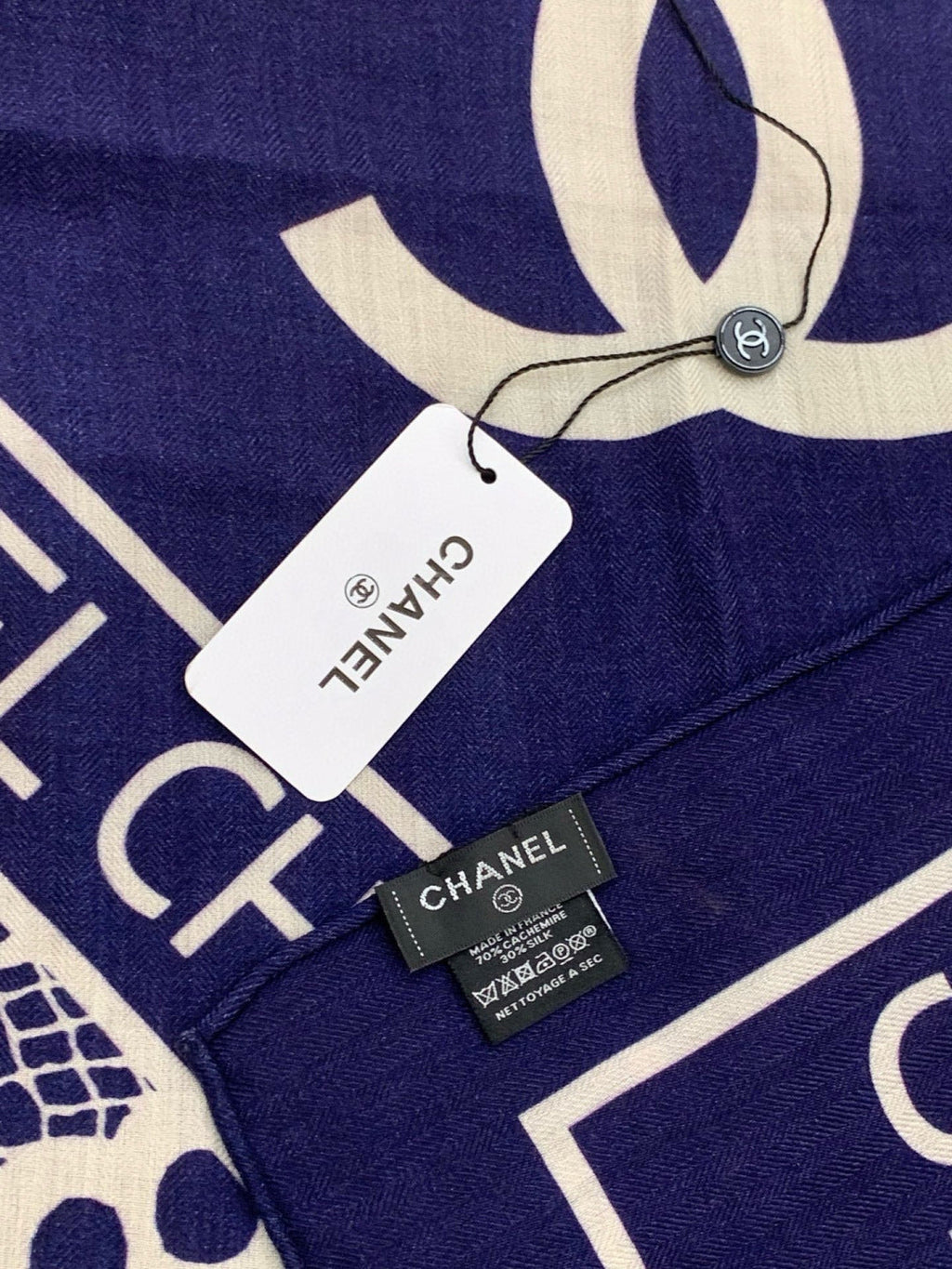Chanel 26s Scarf 140 In Cashmere Silk 306138