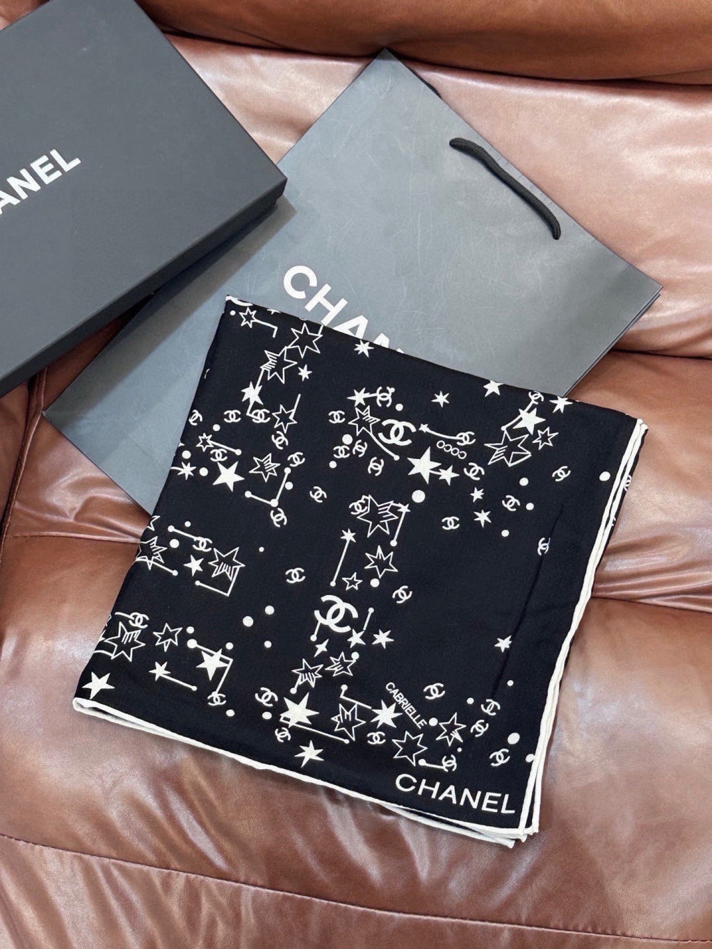 Chanel 26s Scarf 140 In Cashmere Silk 309310