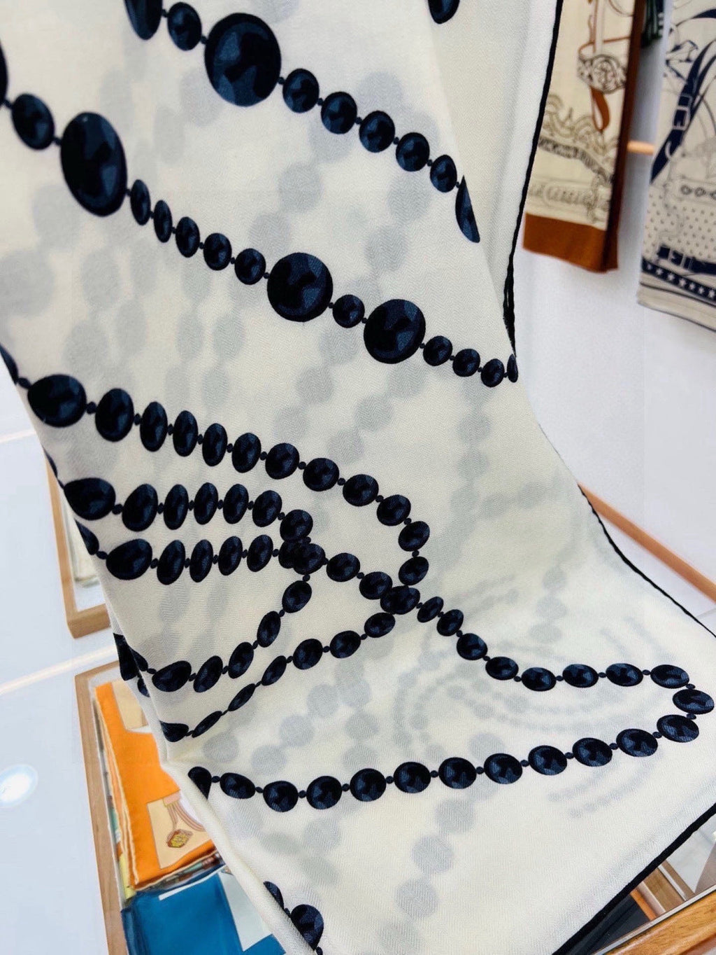 Chanel 26s Scarf 140 In Silk 311965