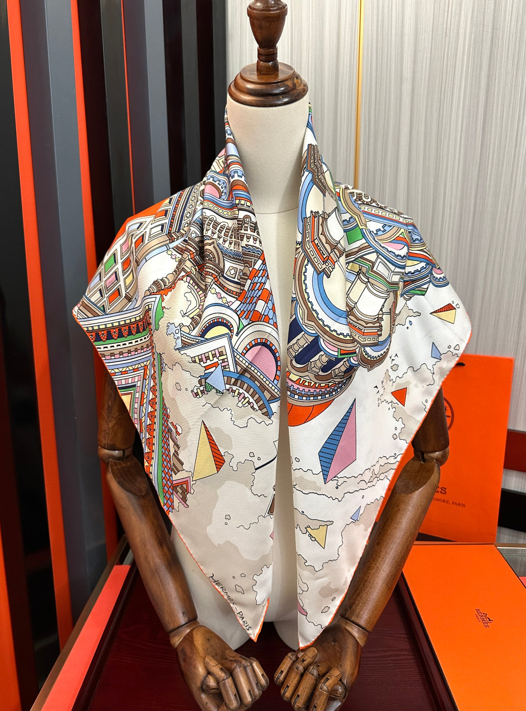 HM Hippopolis Scarf 90x90 Orange White Silk 333444