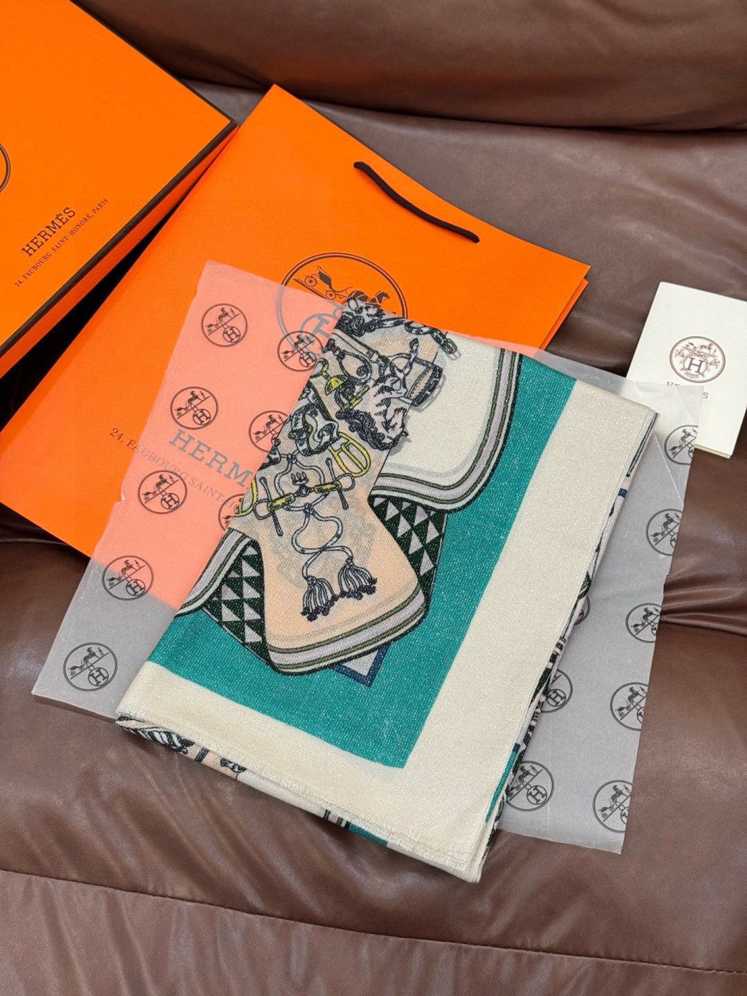 HM 26s Double-sided Scarf 200*100 Vert Marine Ivoire Cashmere 153176