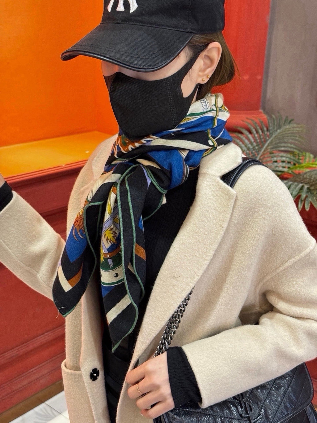 HM 26s Scarf 140 In Cashmere And Silk 429311