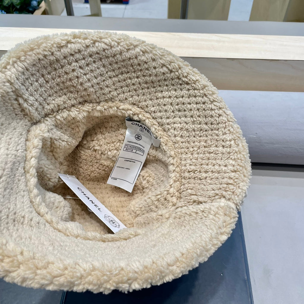 BUCKET HAT IN CAMEL BROWN LAMB WOOL AND THICK COTTON 431684